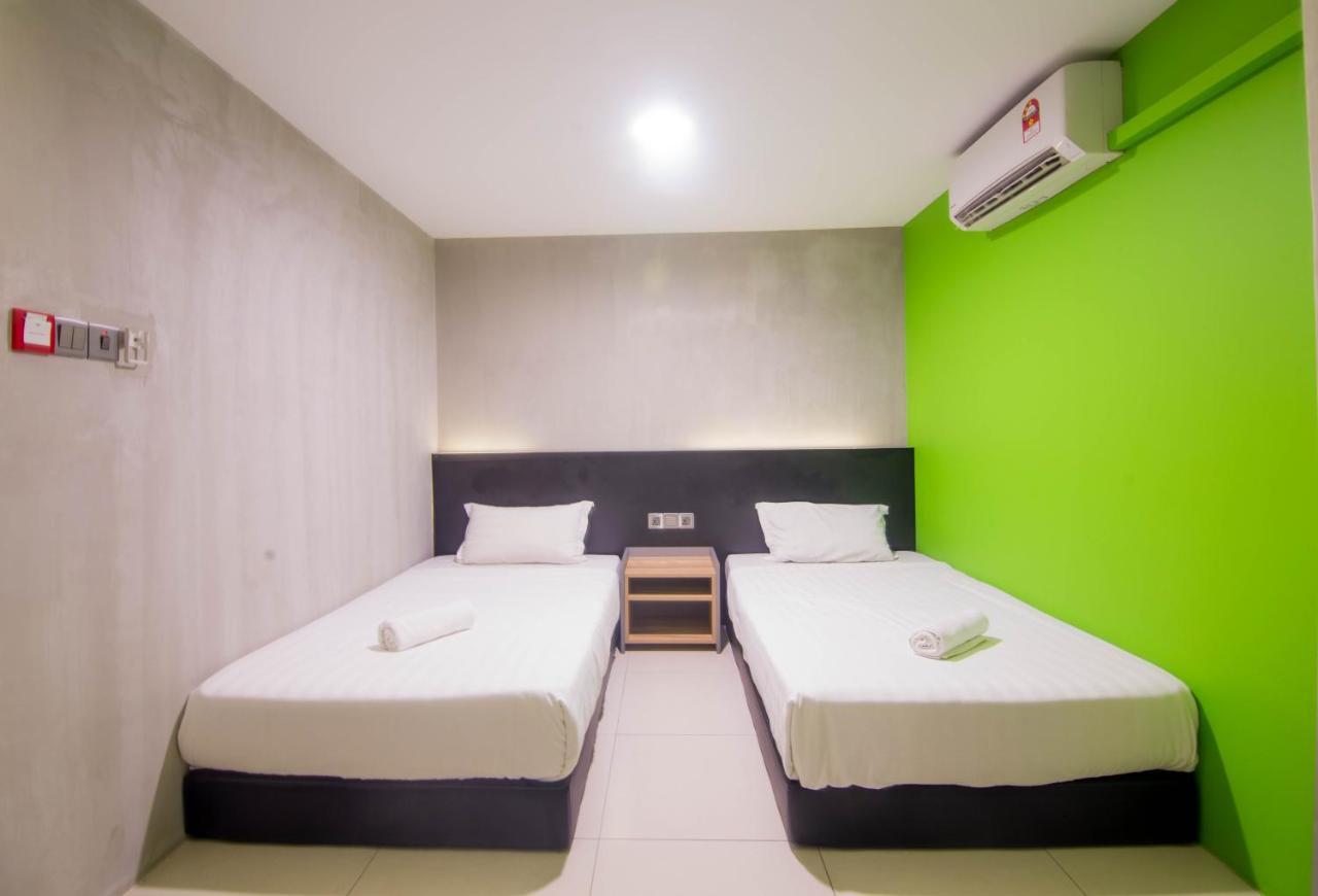 Monaco Boutique Hotel Sadong Jaya Kota Kinabalu Exteriér fotografie