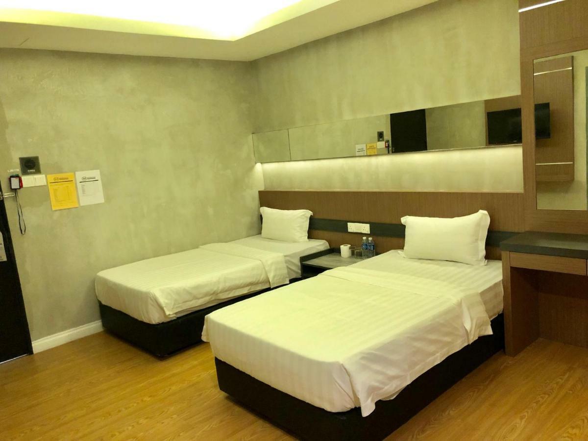 Monaco Boutique Hotel Sadong Jaya Kota Kinabalu Exteriér fotografie