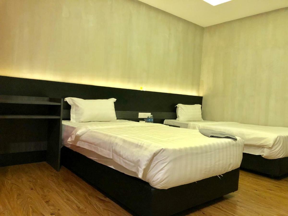 Monaco Boutique Hotel Sadong Jaya Kota Kinabalu Exteriér fotografie